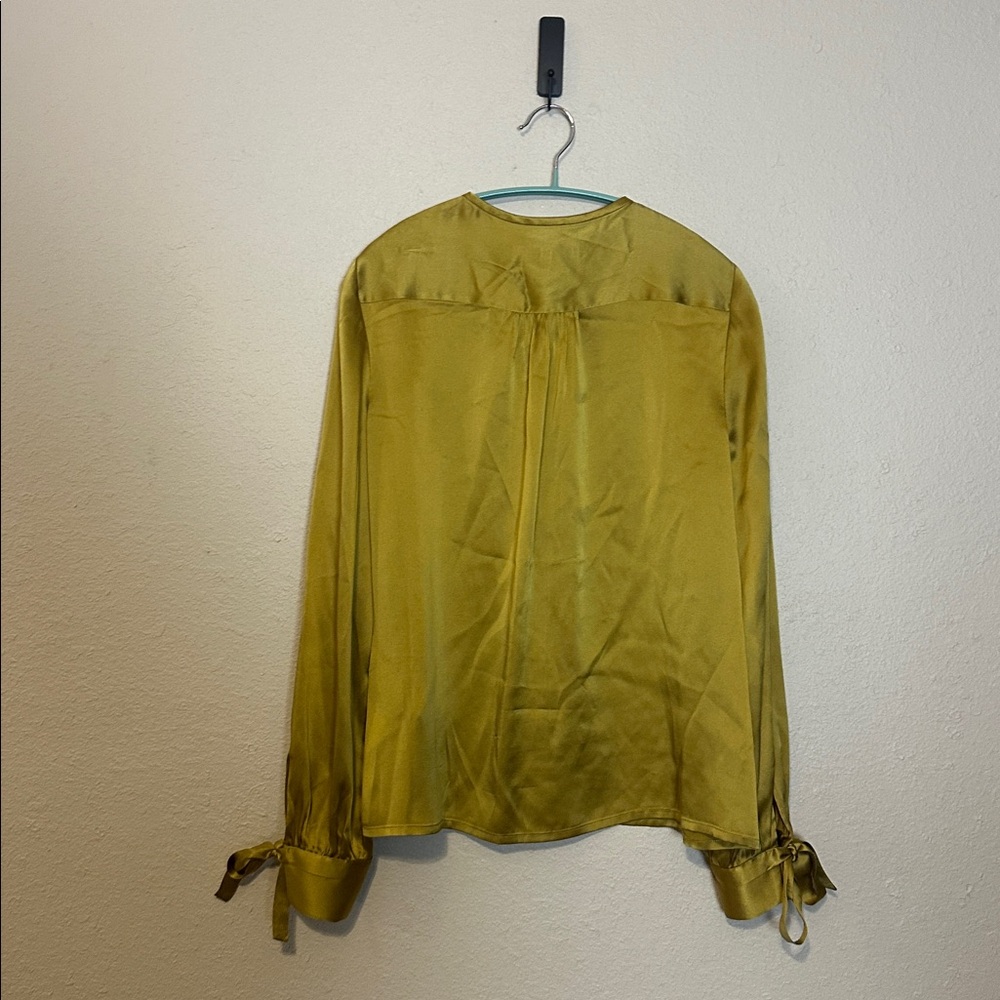 LK Bennett London Gold Silk Button Down‎ Blouse Size 8